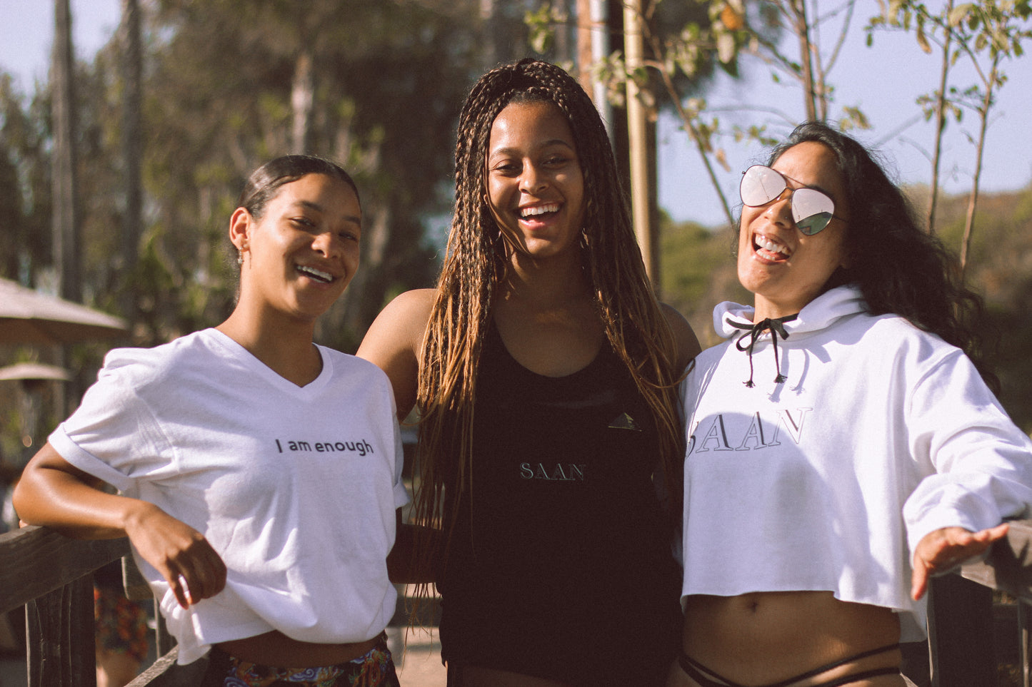 I am enough | T-shirt